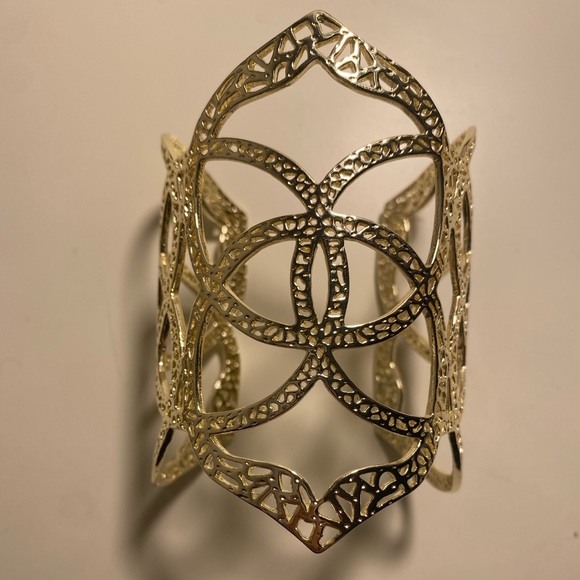 Kendra Scott Ronnie Signature Bracelet - Picture 3 of 3